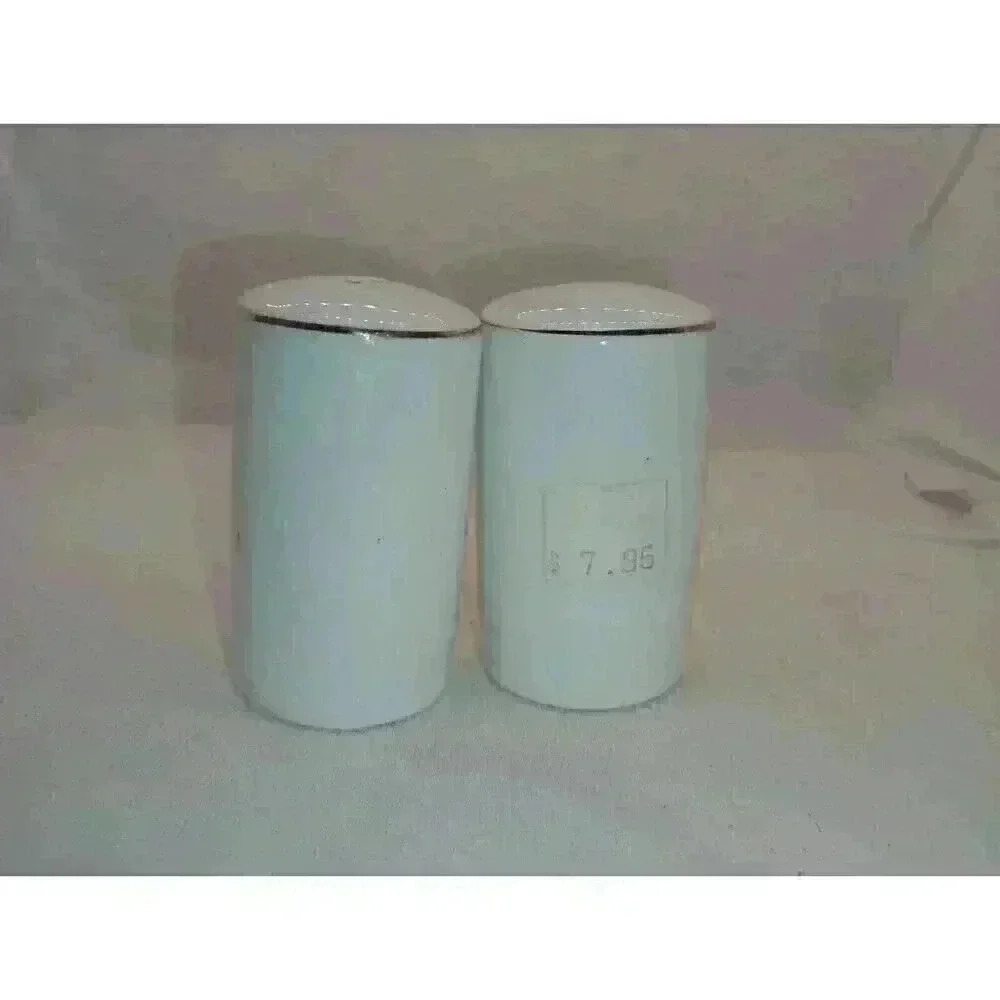 VTG BAHAMAS SOUVENIR SALT & PEPPER SHAKERS W/ ORIGINAL PRICE STICKER COLLECTABLE
